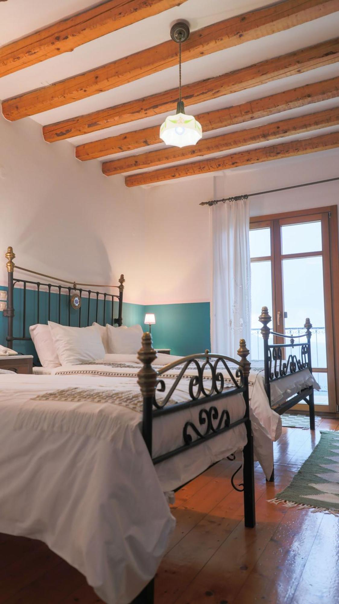 Hotel Papanikola Piana Luaran gambar