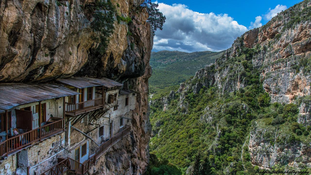 Hotel Papanikola Piana Luaran gambar
