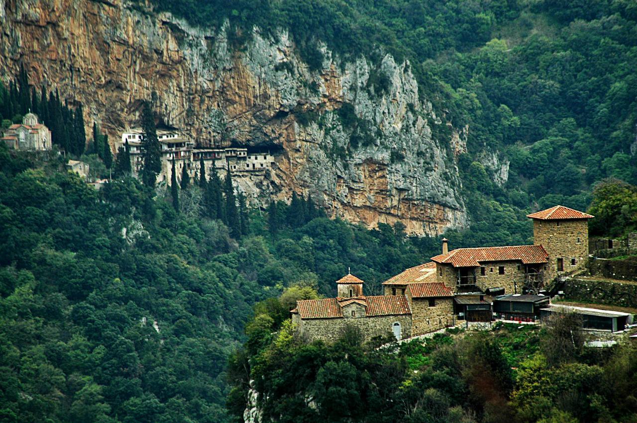 Hotel Papanikola Piana Luaran gambar